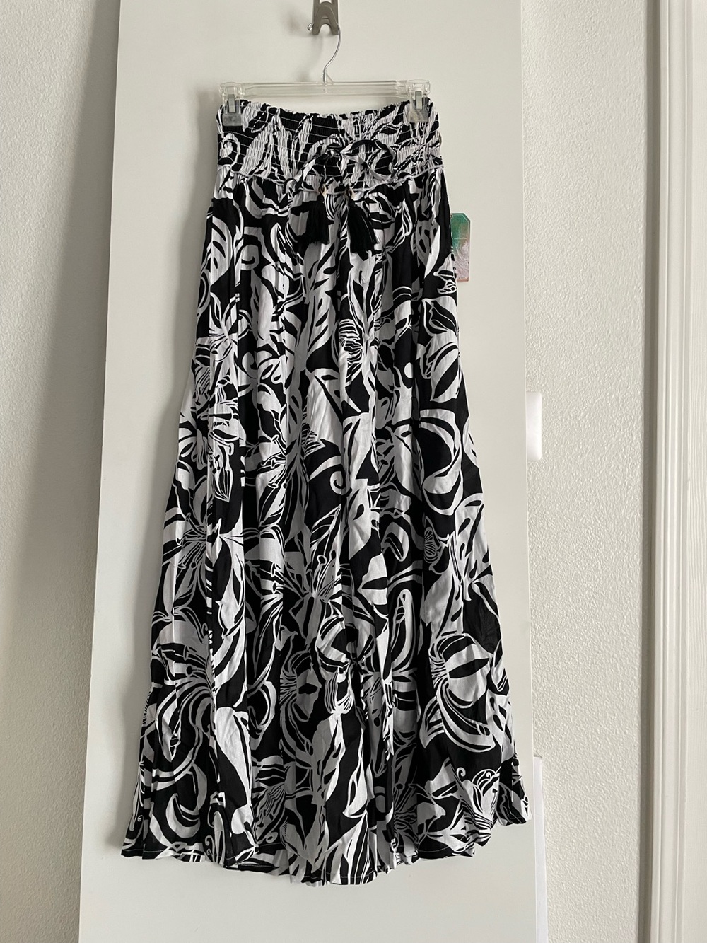 S Palazzo Summer Beach/Pool Pants Wide Leg High Waist Black/White NWT!
